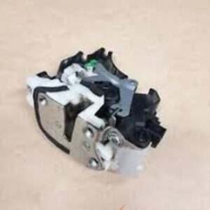 L200 SPOTERO MITSUBISHI - Front Door Clinder