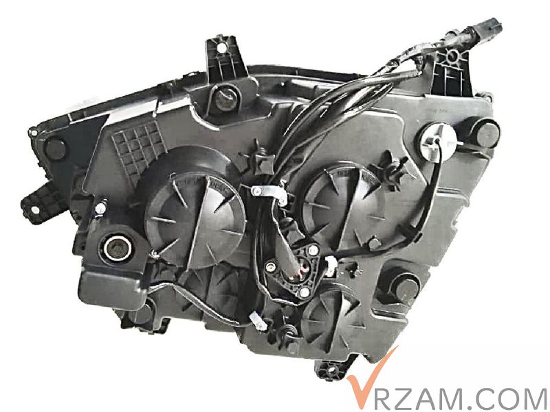 Sinotruk Howo N7B - Right Head Lamp (WG9525720028) - VRZAM